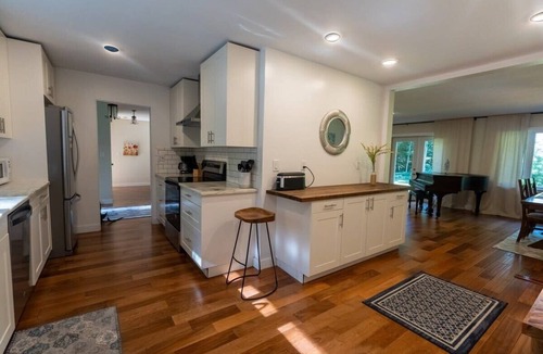 Berrien Springs Apartment | Stunning Ranch in the woods!