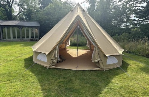 Nutfield House | Stunning Rectory, 15 guests in Surrey