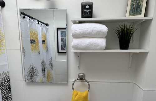 Ahuntsic-Cartierville Apartment | Stunning renovated Apartment in Montreal