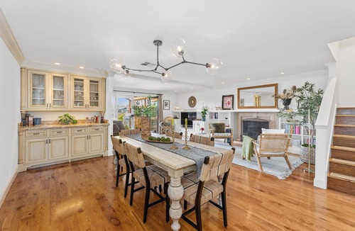 Napa House | Stunning Riverfront Property: Outdoor Oasis, BBQ, Chef's Kitchen