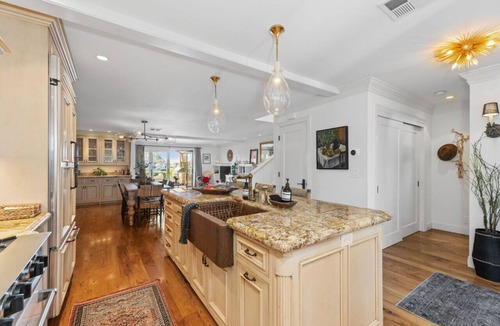 Napa Condo | Stunning Riverfront Retreat