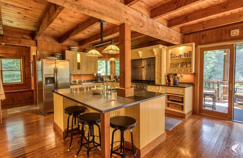 North Pole House | Stunning Riverfront Home on 30 Acres in Wilmington