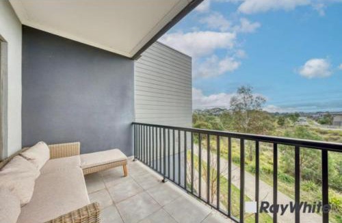 Cranbourne West House | Stunning room in Cranbourne