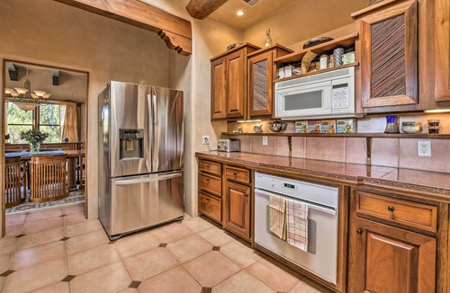 West Alameda House | Stunning Santa Fe SW-Style Getaway w/Indoor Pool!