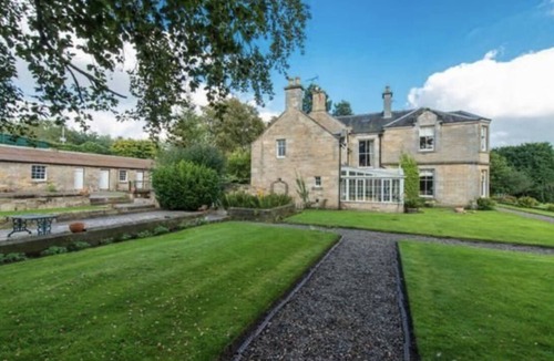 Cupar House | Stunning Scottish Manor House with substantial grounds