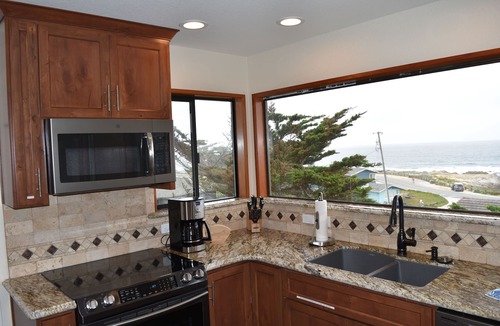 Pacific Grove House | Stunning Sea View - License # 0104