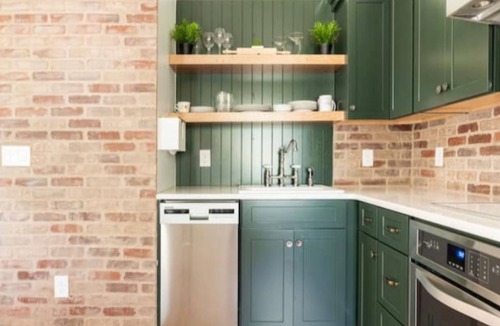 Manomet Apartment | Stunning seaside loft, walk to beach, romantic getaway for 2 + pet