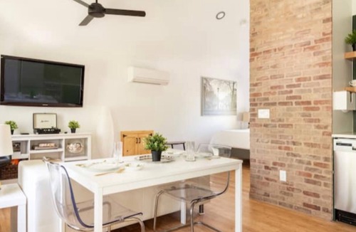 Manomet Apartment | Stunning seaside loft, walk to beach, romantic getaway for 2 + pet