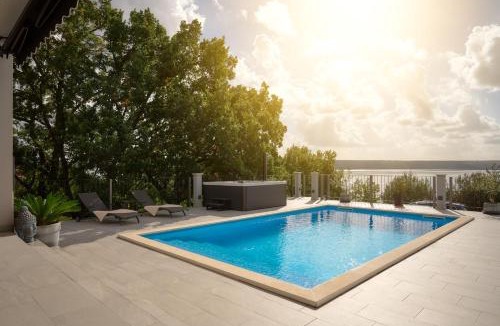 Maslenica Villa | Stunning seaview Villa Katharina
