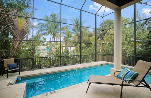 Bay Isle House | Stunning Siesta Key, . , Walk to Shell Beach, HEATED POOL 10