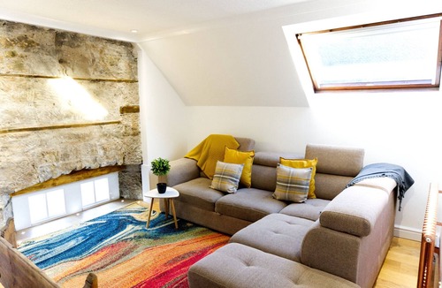 Airth Apartment | Stunning spacious apt in culross