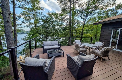 Val-des-Monts Cottage | Stunning, spacious and serene lakefront cottage!