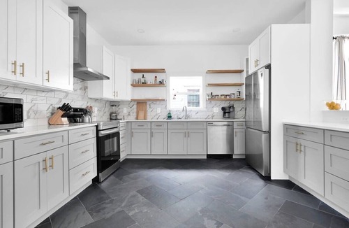 Springfield House | Stunning Springfield Pool Home - 5 Min to Stadium
