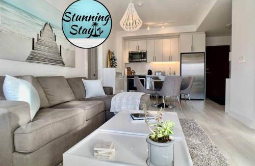 Innisfil Apartment | Stunning Stayz Luxury 2 King Suite at Friday Harbour Resort Marina Walk & Parking