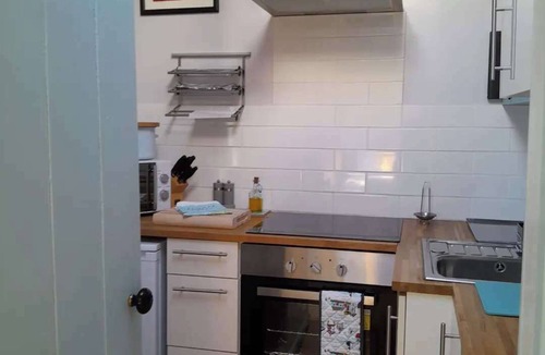 Calstock Apartment | Stunning studio apartment