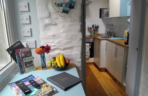 Calstock Apartment | Stunning studio apartment