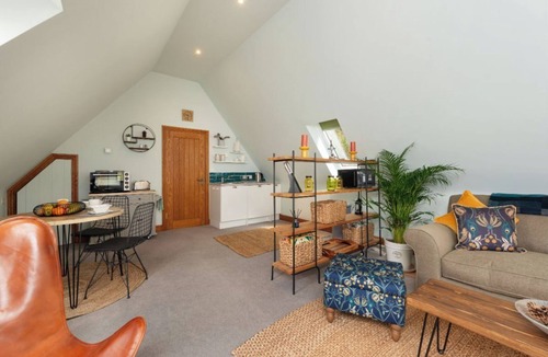 Canterbury Apartment | Stunning Studio, Canterbury