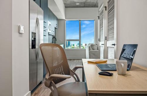 Channel District Apartment | Stunning Studio - New and Luxury with Free Parking!
