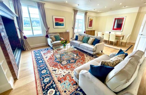 Henley-on-Thames Apartment | Stunning Thameside Apartment