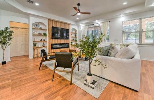 Thonotosassa Villa | Stunning Thonotosassa Home ~ 7 Mi to Ocean!