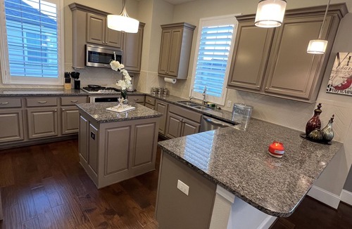 Memorial House | Stunning Three-Story Home in Gated Community – Modern Luxury!
