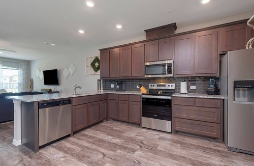 Denton House | Stunning Townhome Retreat in Denton, TX - Your Perfect Getaway!
