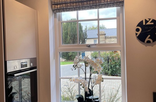 Calne House | Stunning townhouse, private secure parking, centrally located.