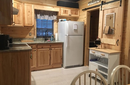 Northwood Cottage | Stunning updated cottage. Includes canoe! Dog Friendly!