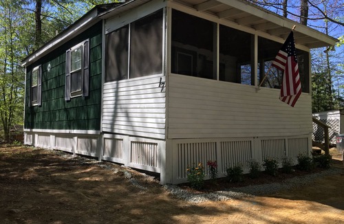 Northwood Cottage | Stunning updated cottage. Includes canoe! Dog Friendly!