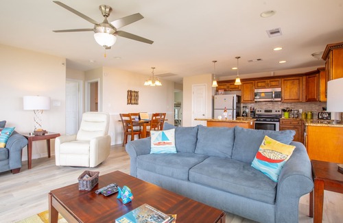Port Bolivar House | Stunning View! Beachfront! Gourment Kitchen Pets OK-Pelican Bay