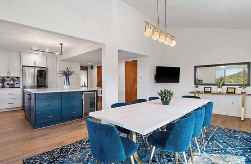 North Hills House | Stunning Views, 10,000 Waves Nearby, Plaza 10 mins