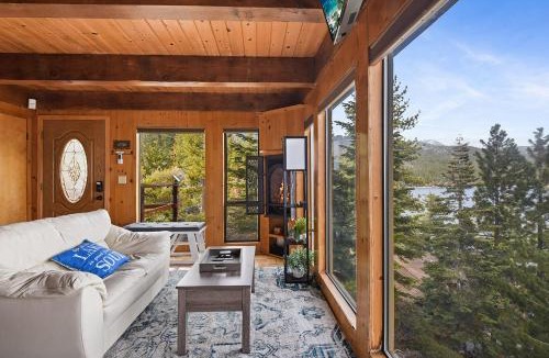 Crystal Bay House | Stunning Views at Stargazer - Lakefront Studio