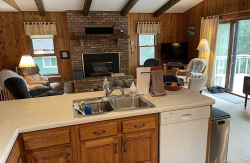 Pequot Lakes House | Stunning views on tranquil lake.