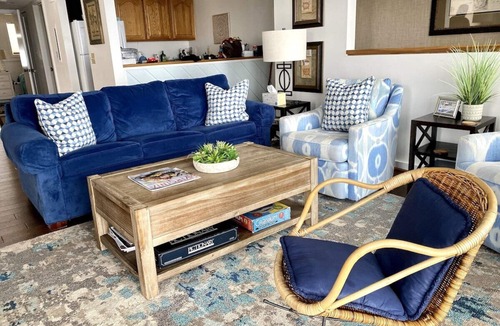 Nellysford Condo | Stunning Views & Pizza