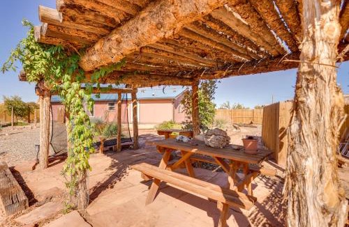 Bluff House | Stunning Views Quiet Bluff Home Near Hiking!