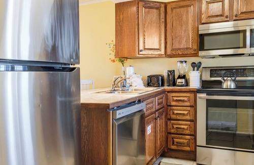 Holiday Isle Condo | Stunning Views + Resort Fun! Beachfront Escape – Islander 410