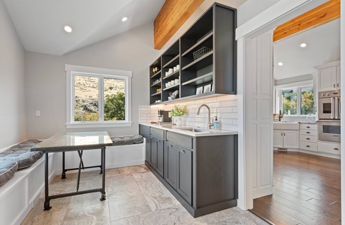 Park City House | Stunning views, sleeps 10, firepit, decks, hot tub