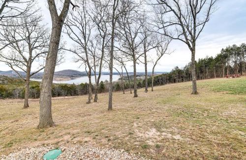 Shell Knob House | Stunning Views! Table Rock Lake Cabin Near Marina