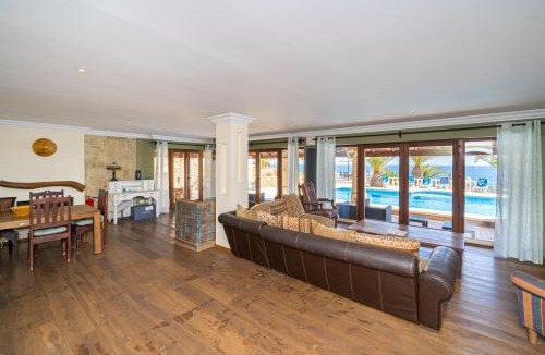 Villajoyosa Villa | Stunning Villa Carichel Blanc