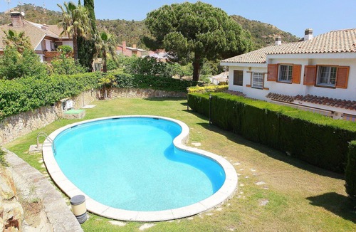 Tossa de Mar House | Stunning villa for 7 guests with pool, WIFI, TV and balcony
