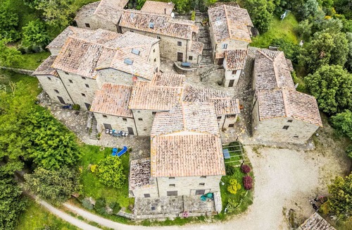 Subbiano Villa | Stunning villa for 4 guests with WIFI, TV and terrace