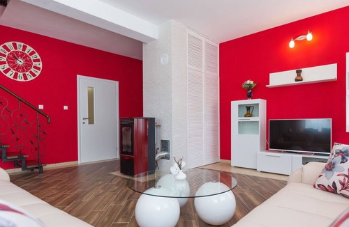 Tribalj House | Stunning villa for 6 guests with private pool, WIFI, A/C, TV, terrace, pets allowed and parking