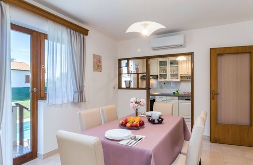 Skropeti House | Stunning villa for 8 people with A/C, private pool, WIFI, TV, terrace and pets allowed