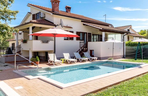 Skropeti House | Stunning villa for 8 people with A/C, private pool, WIFI, TV, terrace and pets allowed