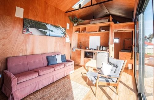 Waiouru House | Stunning Waiouru Tiny House - Perf Summer Getaway