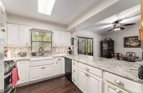 Lake Panasoffkee House | STUNNING WATERFRONT RETREAT!