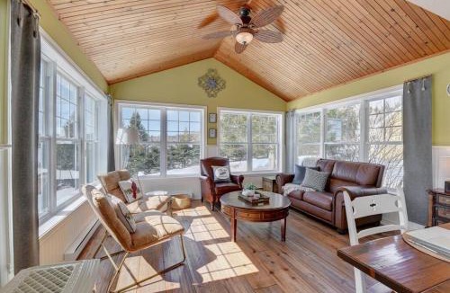 Saint Zenon Ski Chalet | Stunning Waterfront Chalet A Lot Of Natural Light