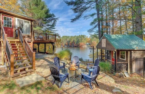 East Wakefield House | Stunning Waterfront Lake House!