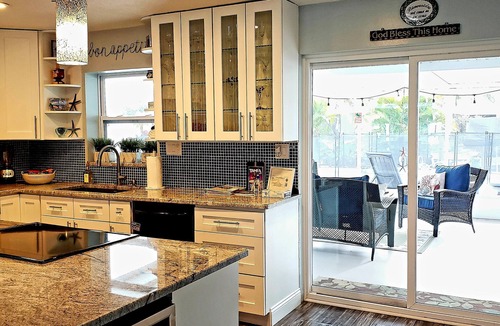 Tampa Shores House | STUNNING WATERFRONT RESORT EXPERIENCE!