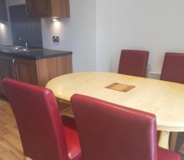 Newhaven Apartment | Stunning Waterfront Western harbour Apartment